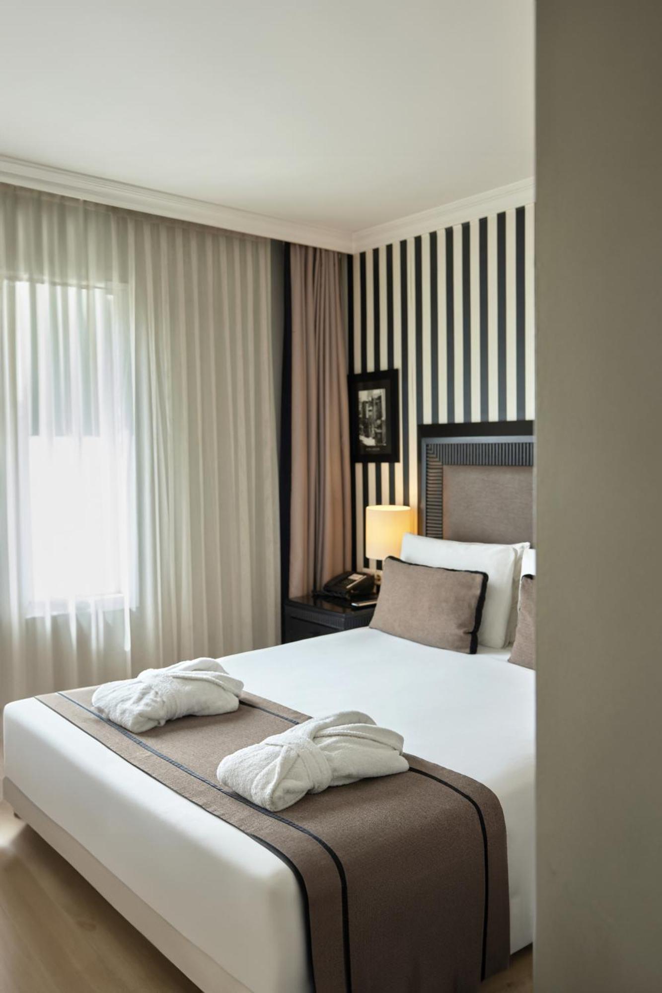 Avantgarde Urban Taksim Готель 4*